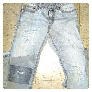 Levis 501 Straight Moto Patch + Distressed jean